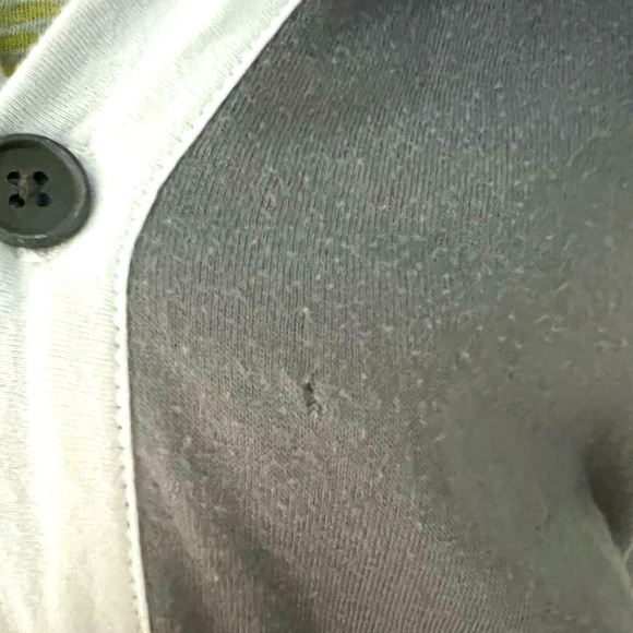 🎉TOPS HOST PICK🎉ORIGINAL PENGUIN MEN's BUTTON DOWN HOODIE - Picture 3 of 6